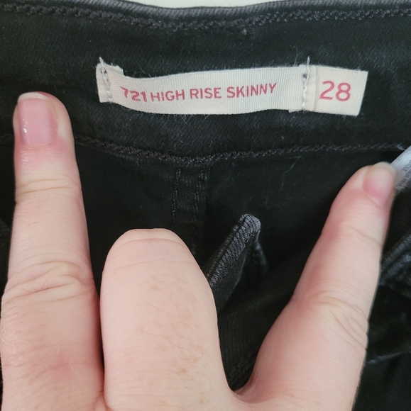 Vintage Levi's 721 High Rise Skinny Black Distressed Denim Jeans Size 27 - Picture 9 of 10